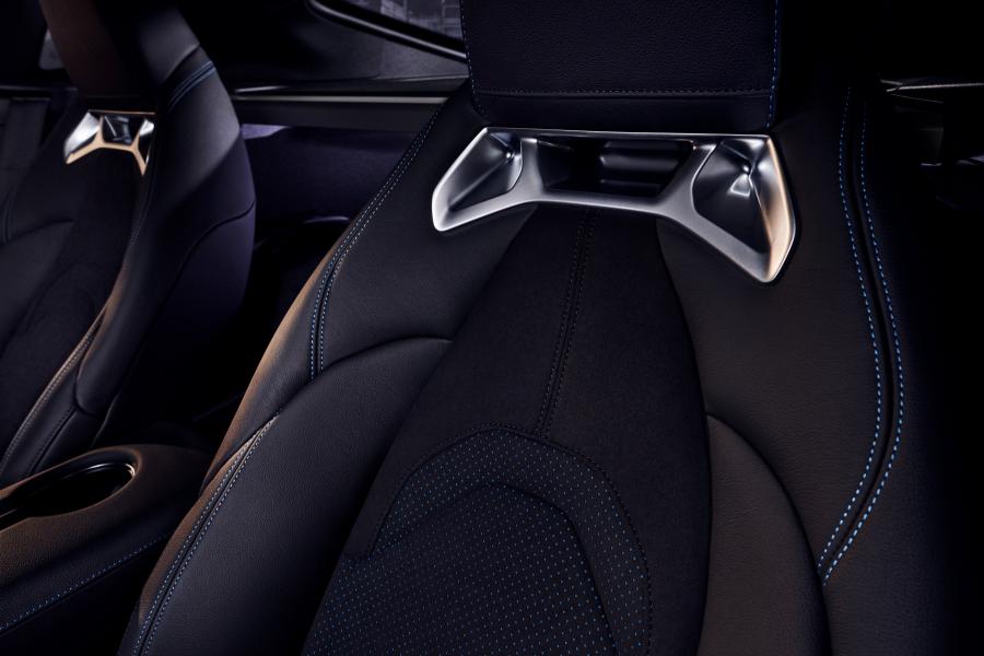 Детали интерьера Toyota GR Supra A91 Edition (A90) 2020 года  (NA) (фото 16 из 26)